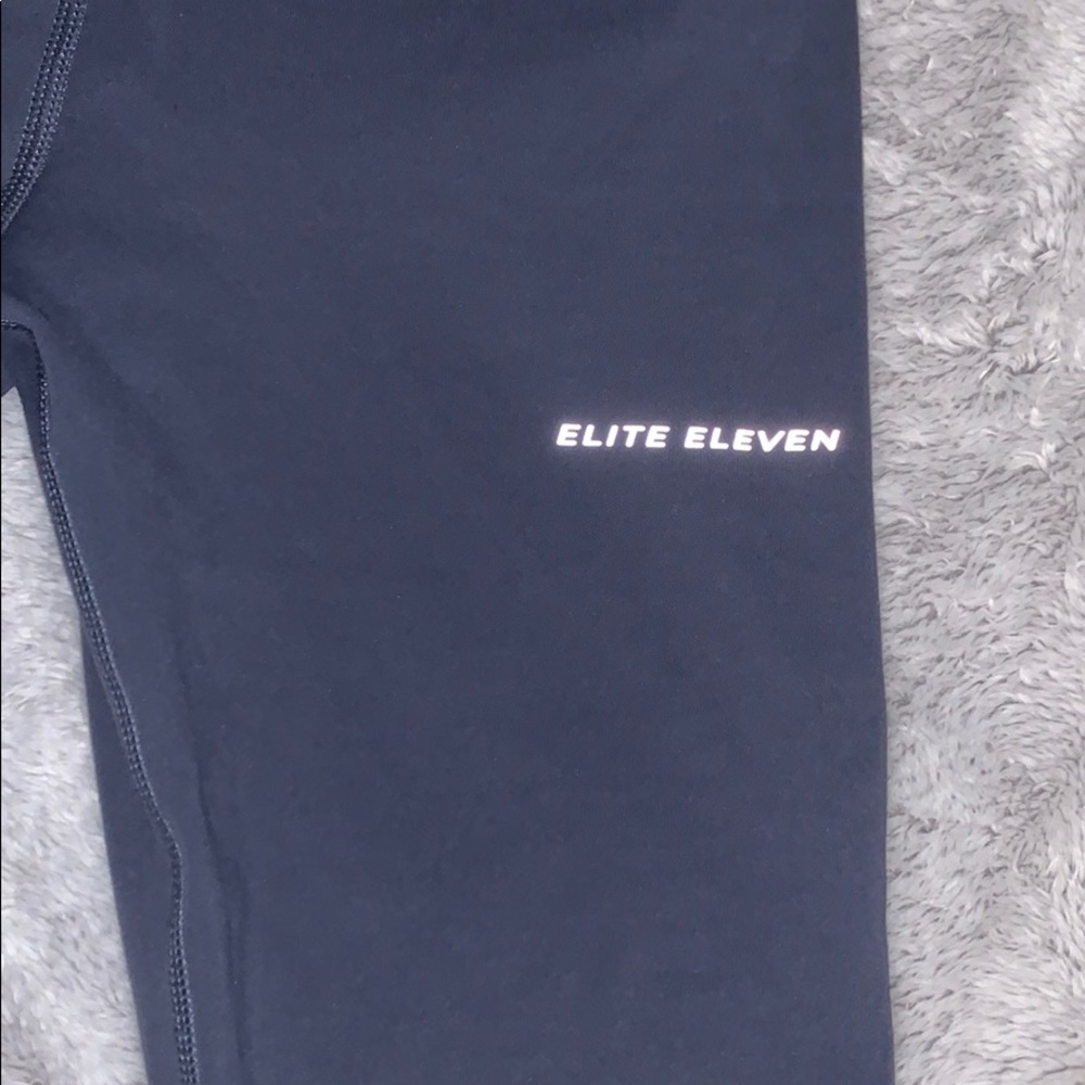 Elite eleven booty scrunch leggings